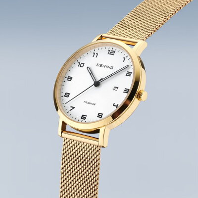 BERING Armbanduhr Classic Titan 18634-334
