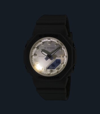 CASIO G-Shock GMA-P2100-7AER weiß