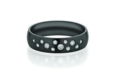 Collection Ruesch Trauringe Black & Diamonds 14/30010 + 14/30020