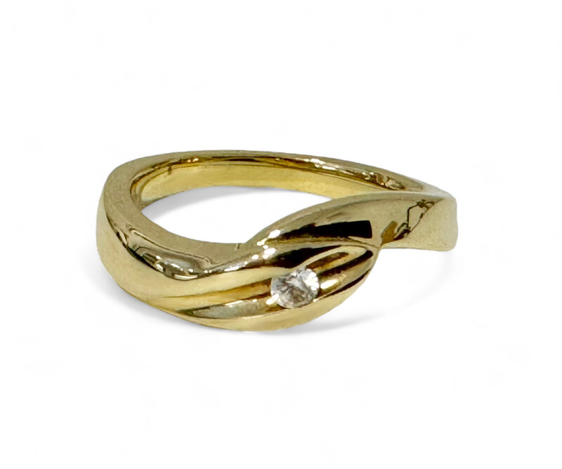 massiver Goldring 375/- Gelbgold mit Zirkonia Gr. 57